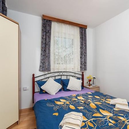 Appartement Jani à Poreč Extérieur photo
