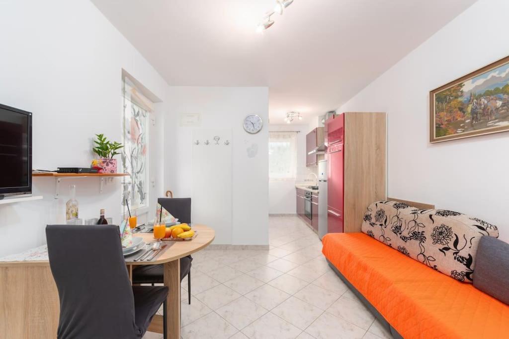 Appartement Jani à Poreč Extérieur photo