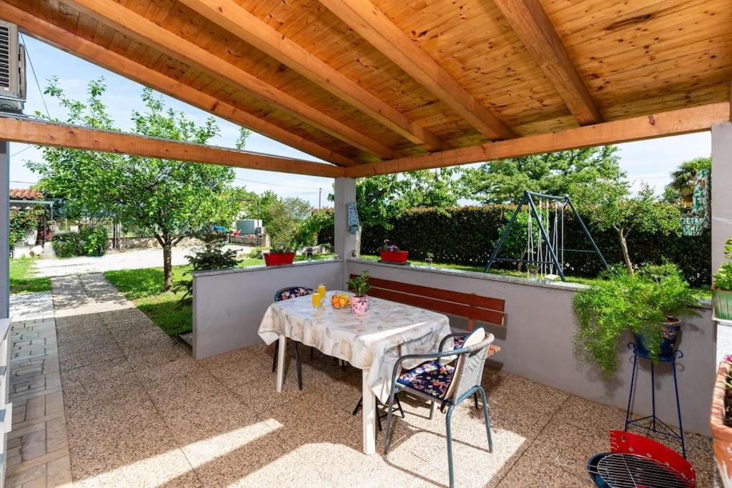 Appartement Jani à Poreč Extérieur photo