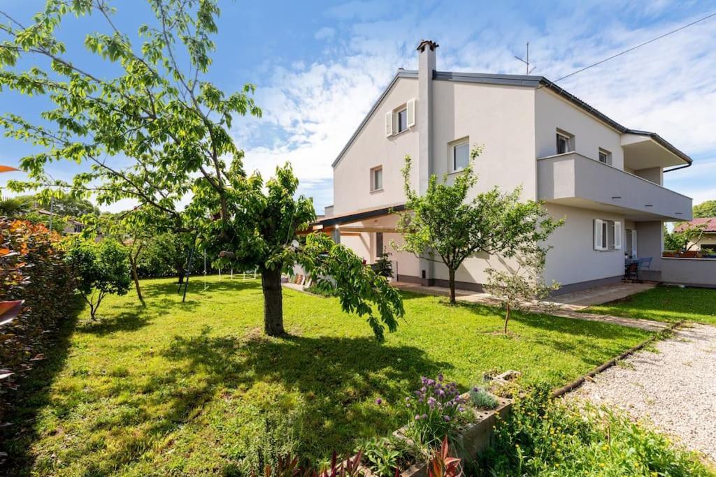Appartement Jani à Poreč Extérieur photo